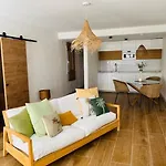 Calima House Apartman
